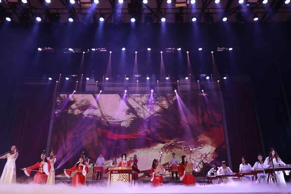 英国365(集团)公司官方网站