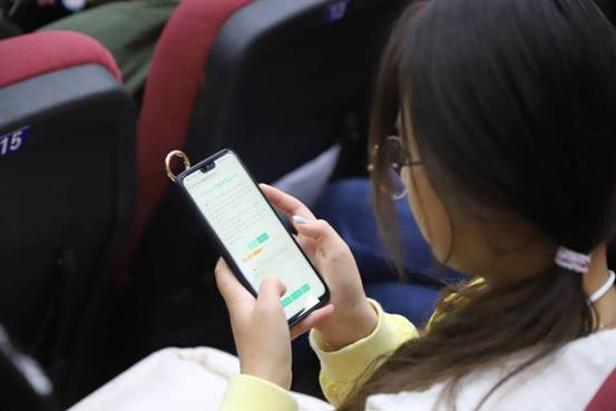 A0B429B3205904F67F7E4D3F56319D55