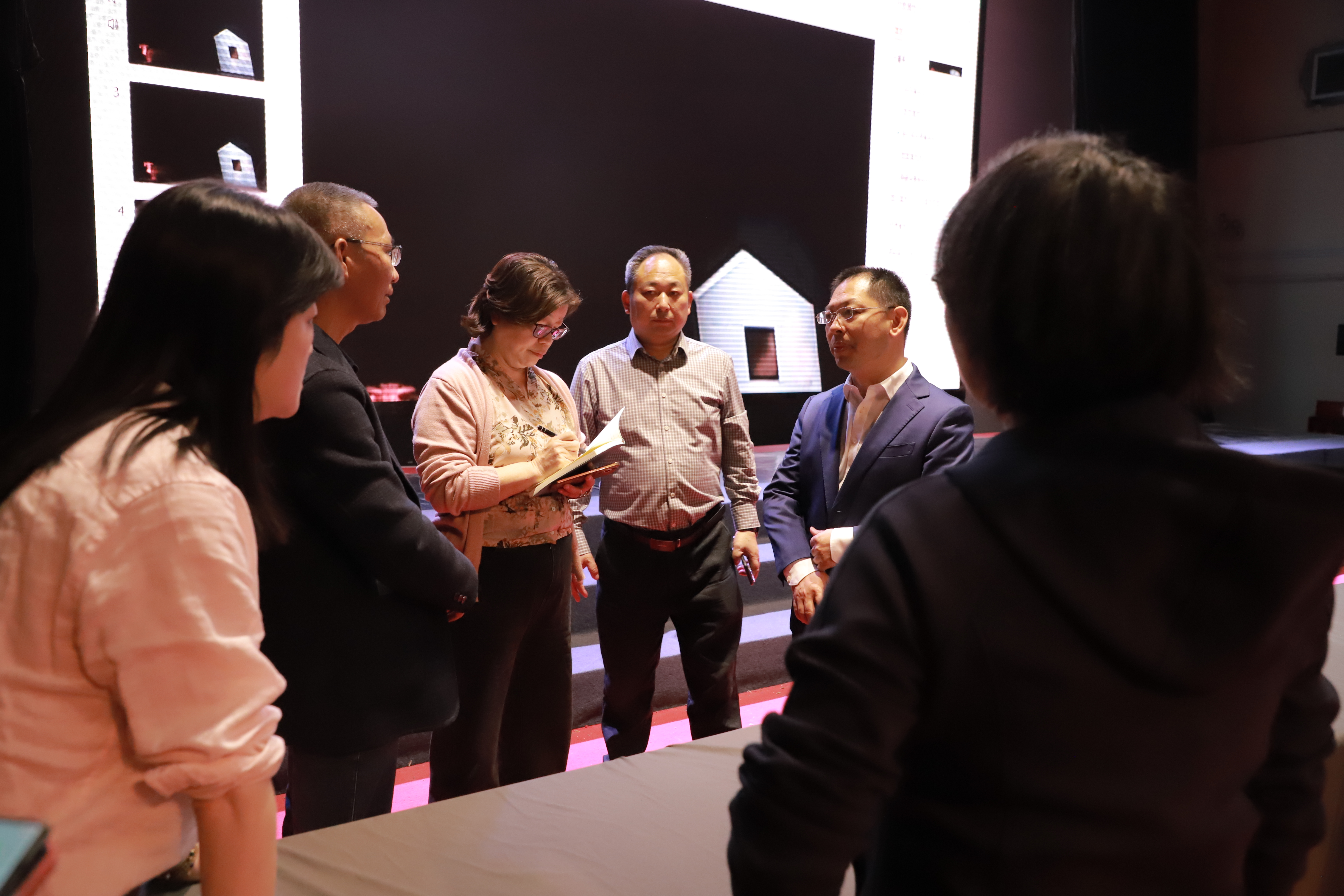 英国365(集团)公司官方网站