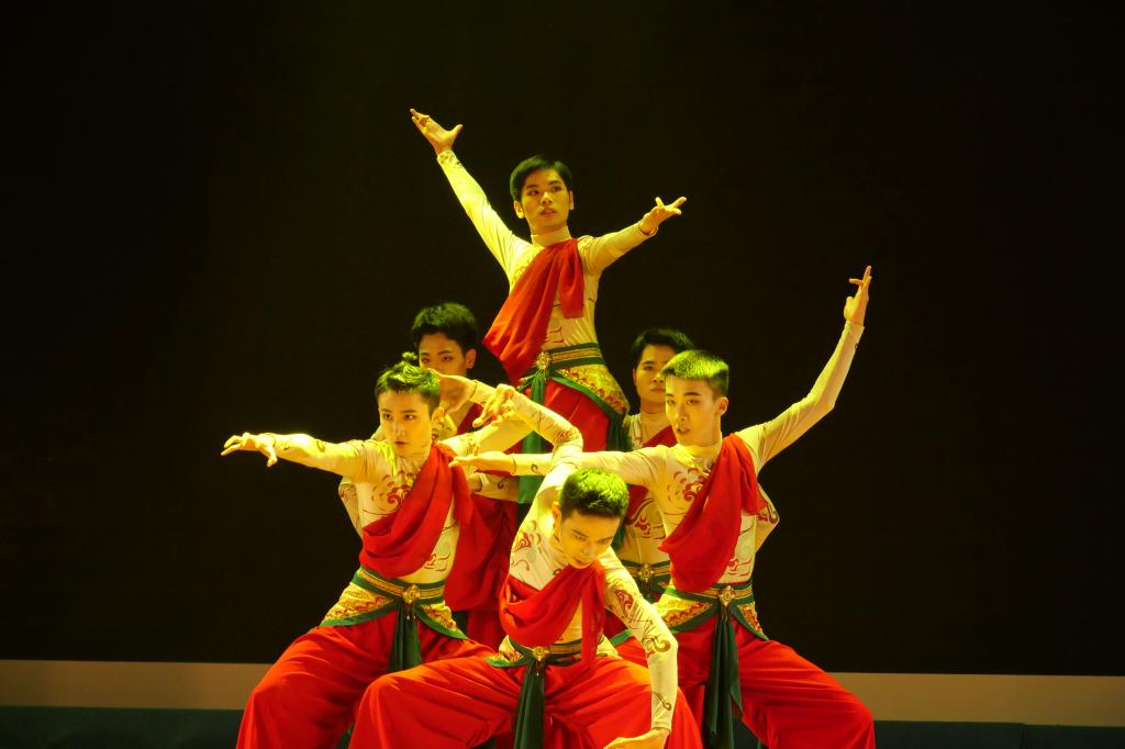 英国365(集团)公司官方网站