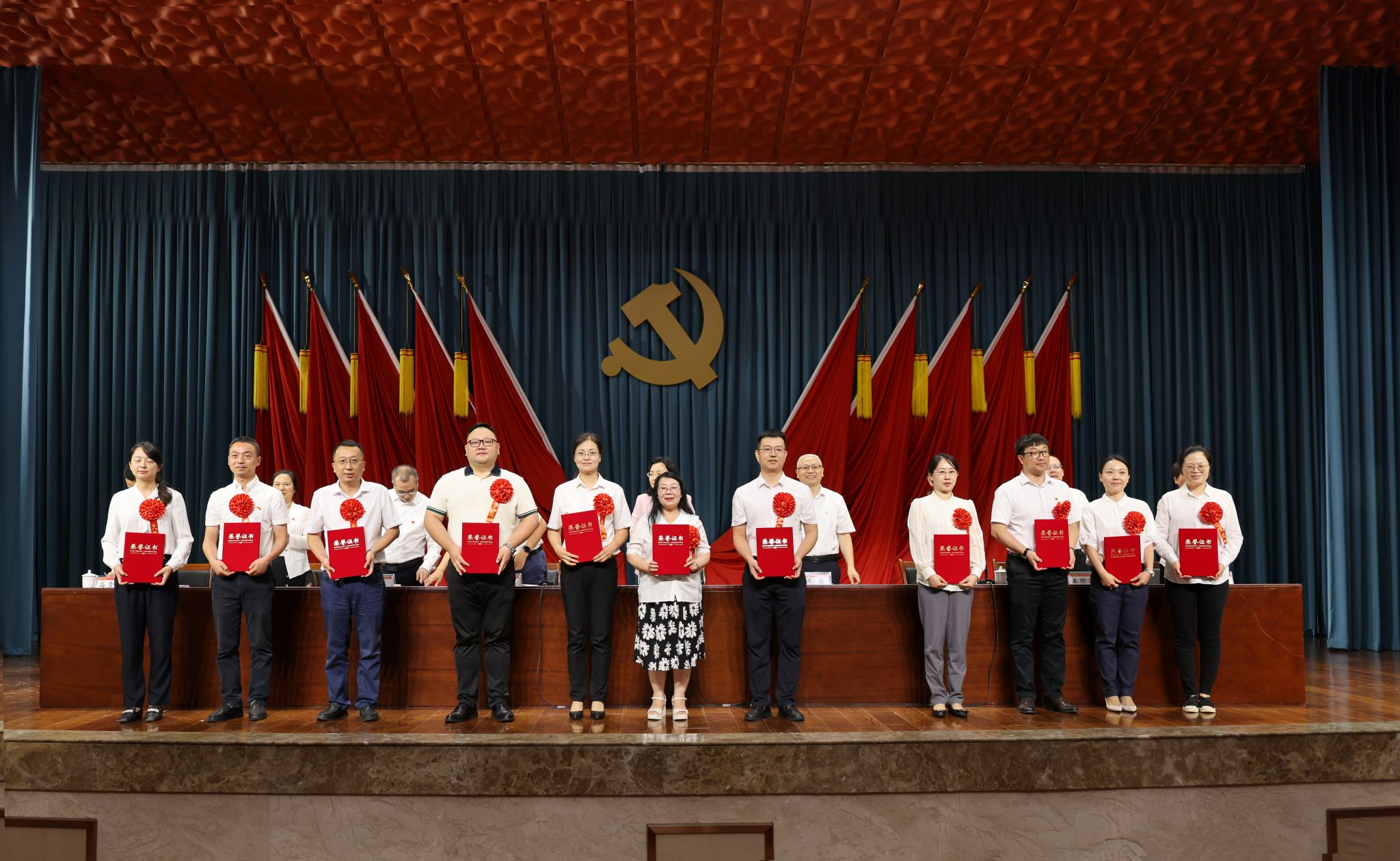 英国365(集团)公司官方网站