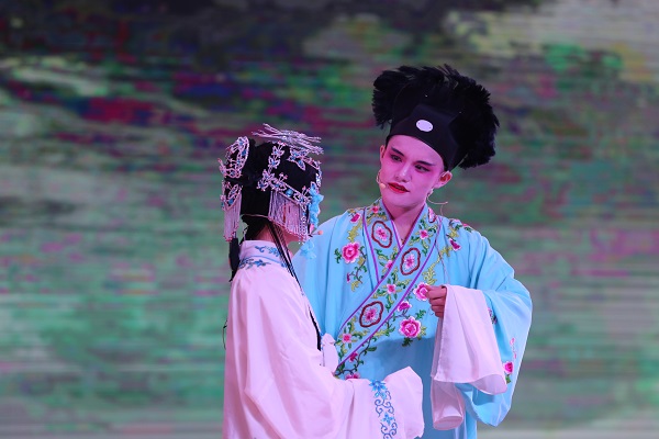 英国365(集团)公司官方网站