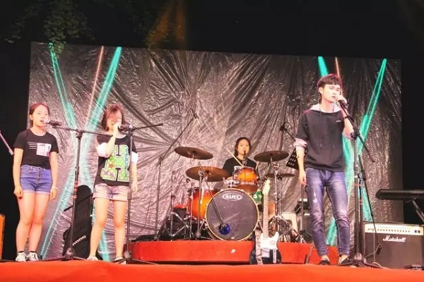 英国365(集团)公司官方网站