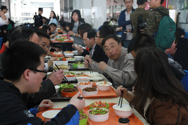 英国365(集团)公司官方网站