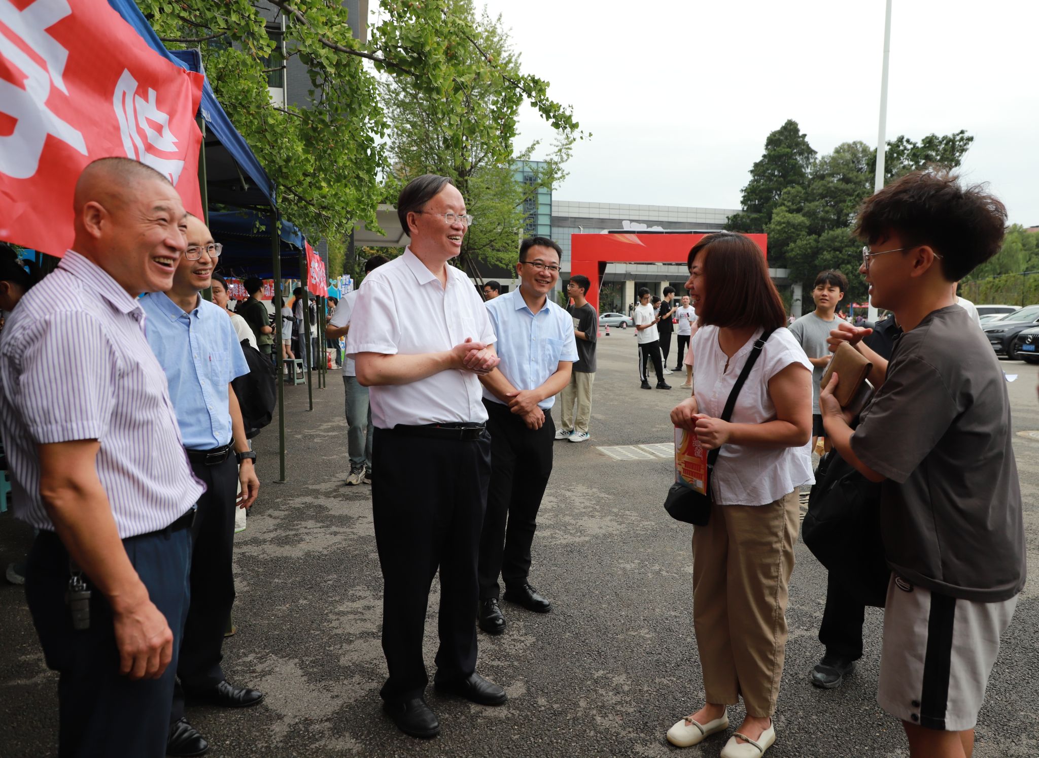 英国365(集团)公司官方网站