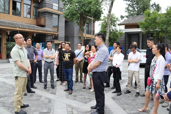 英国365(集团)公司官方网站