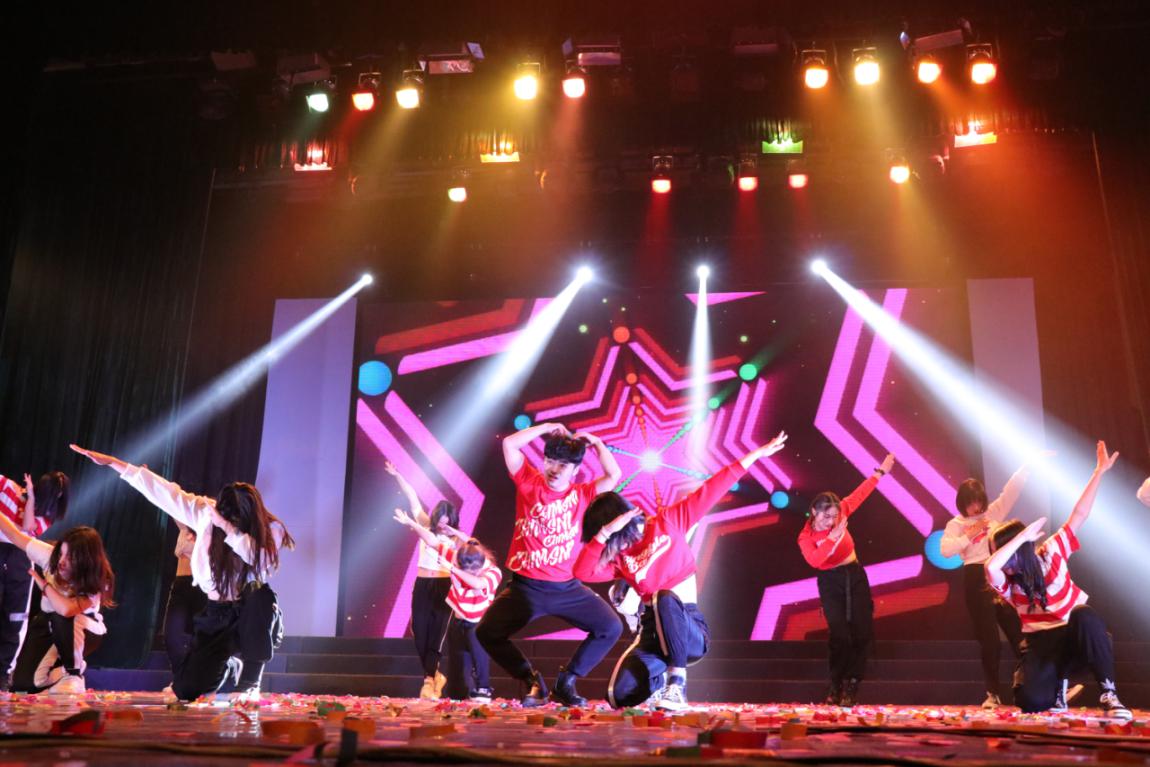 英国365(集团)公司官方网站