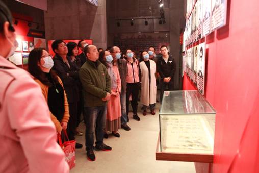 英国365(集团)公司官方网站