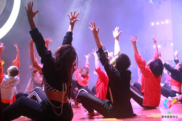 英国365(集团)公司官方网站