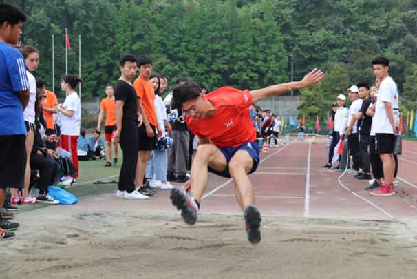 英国365(集团)公司官方网站