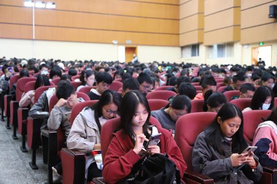 0E8275AF1104B8EBCF847A915008158F