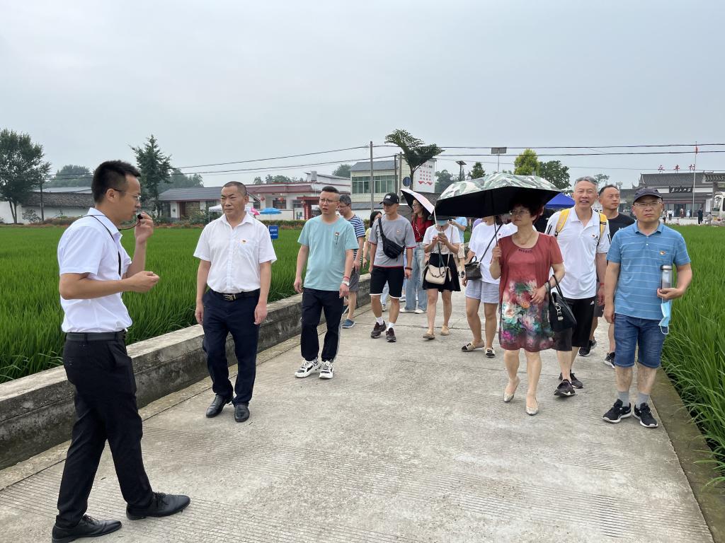 英国365(集团)公司官方网站