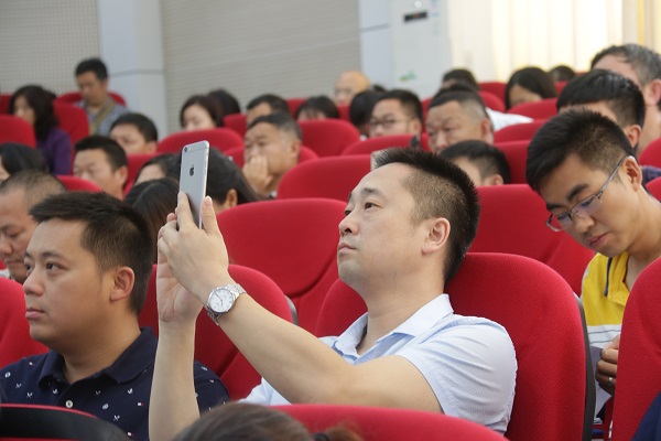 英国365(集团)公司官方网站