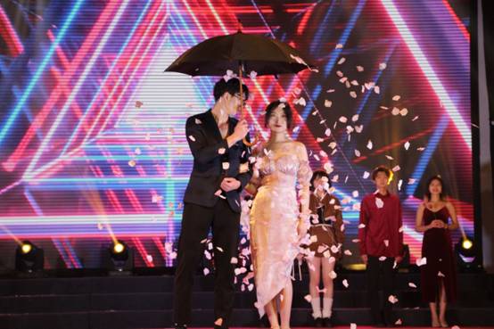 英国365(集团)公司官方网站