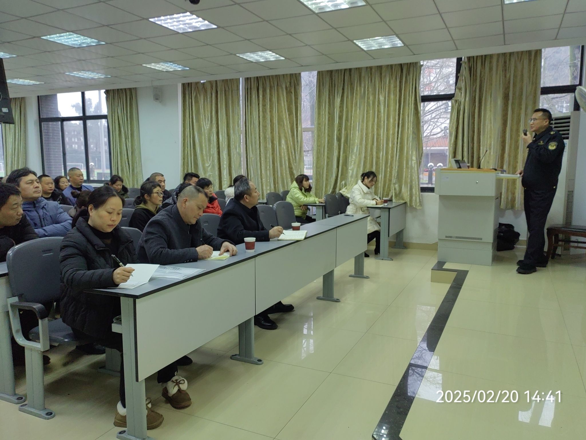 英国365(集团)公司官方网站