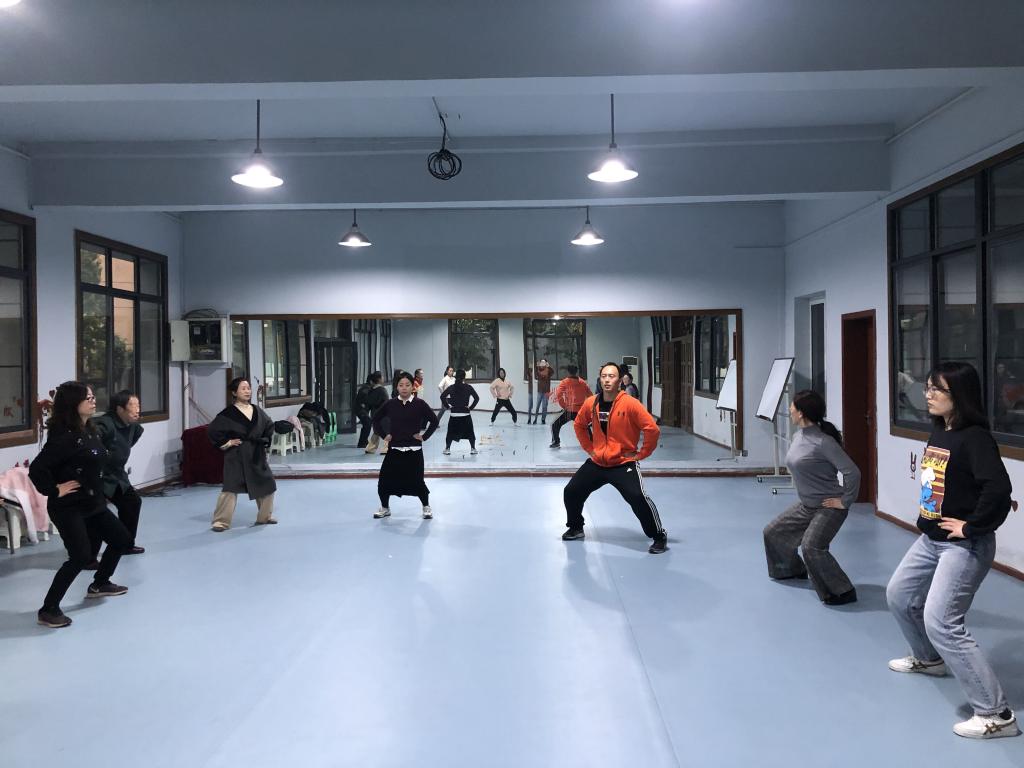 英国365(集团)公司官方网站