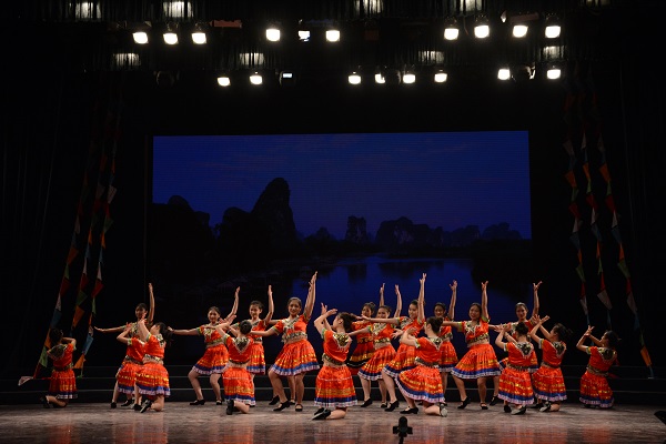 英国365(集团)公司官方网站