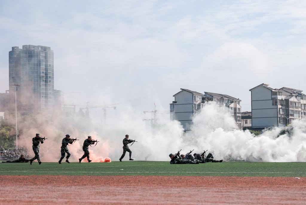 英国365(集团)公司官方网站