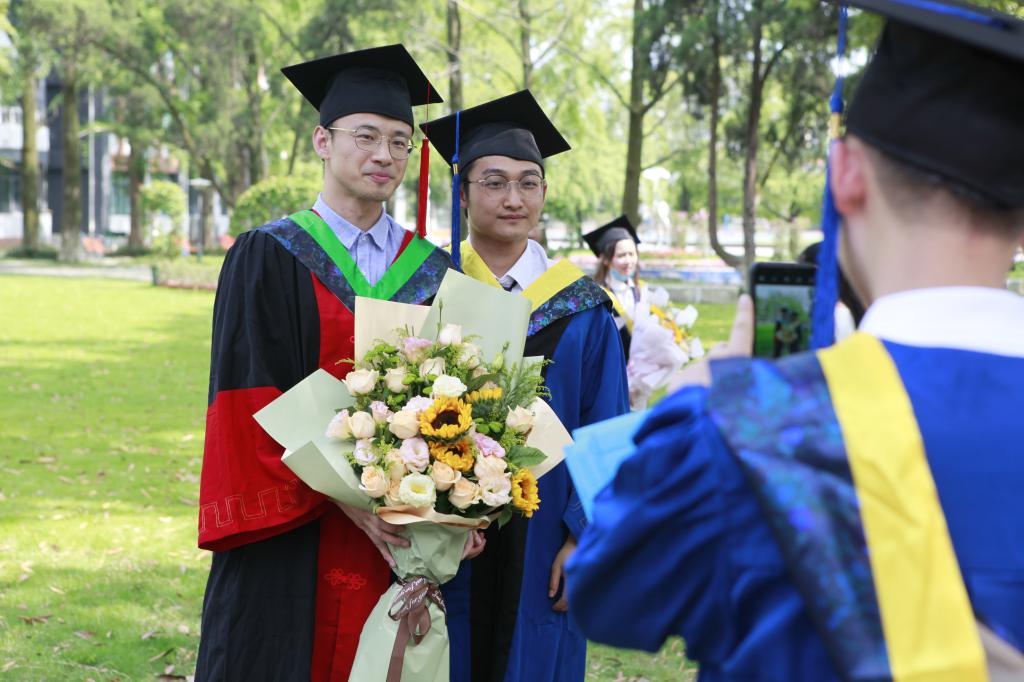 英国365(集团)公司官方网站