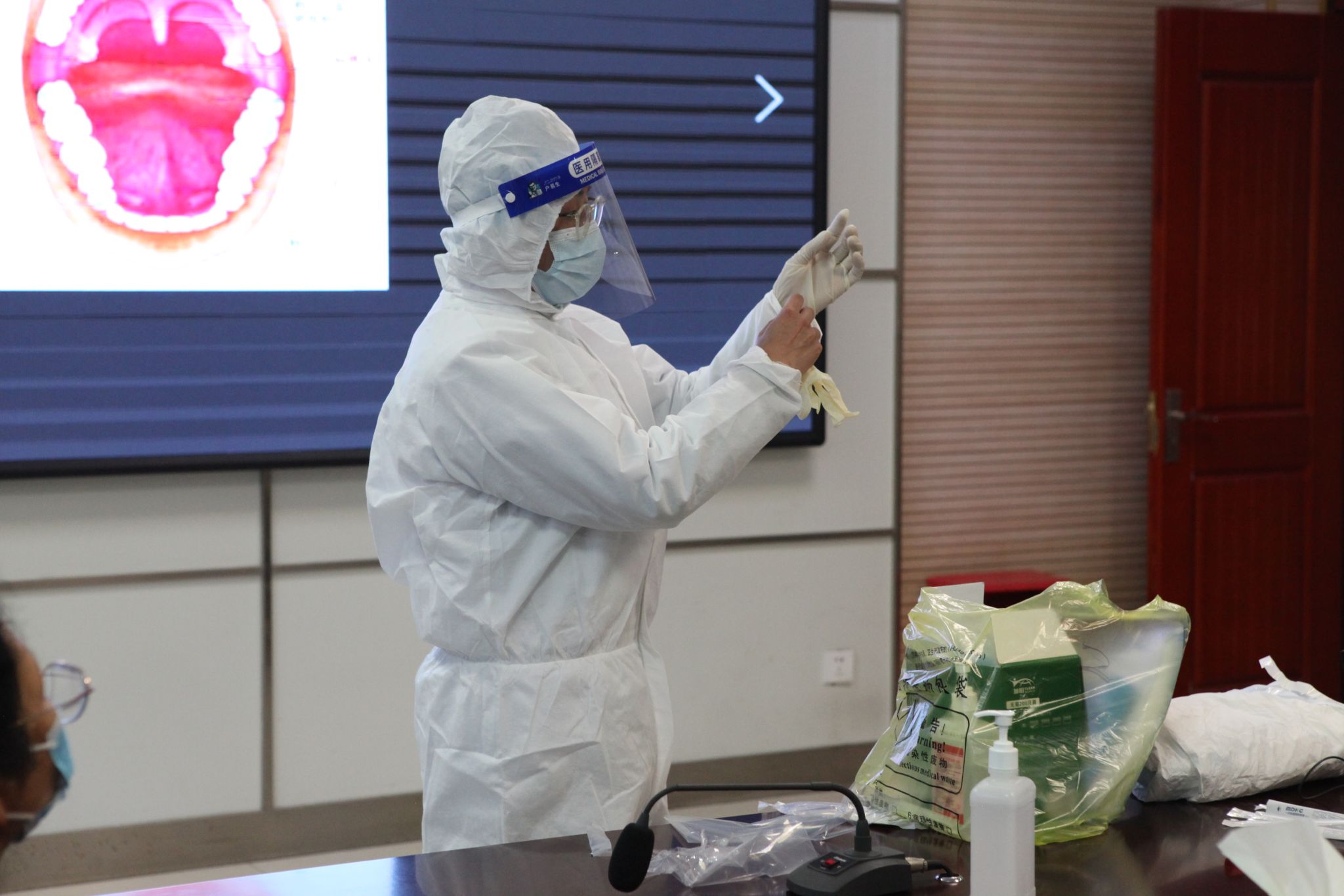 英国365(集团)公司官方网站