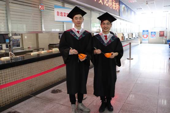 英国365(集团)公司官方网站