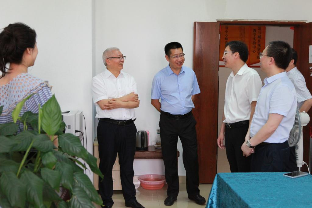 英国365(集团)公司官方网站