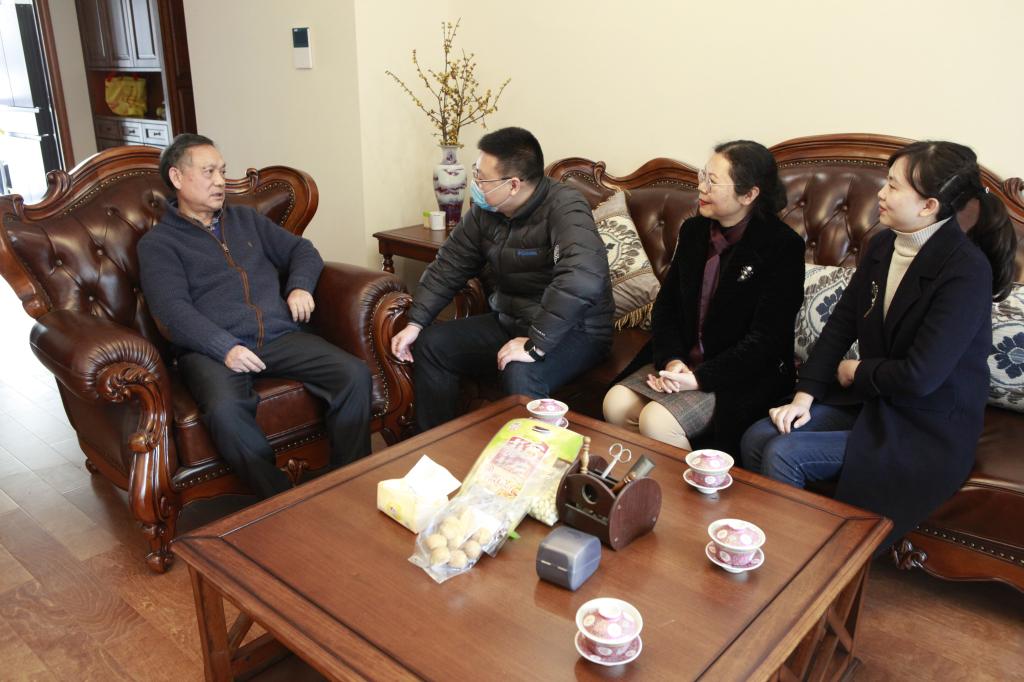 英国365(集团)公司官方网站